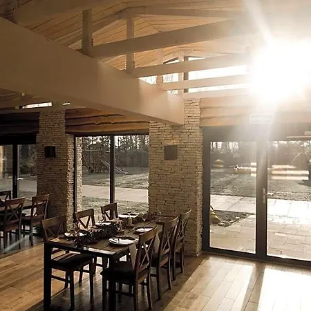 Szálloda Borowina 3*